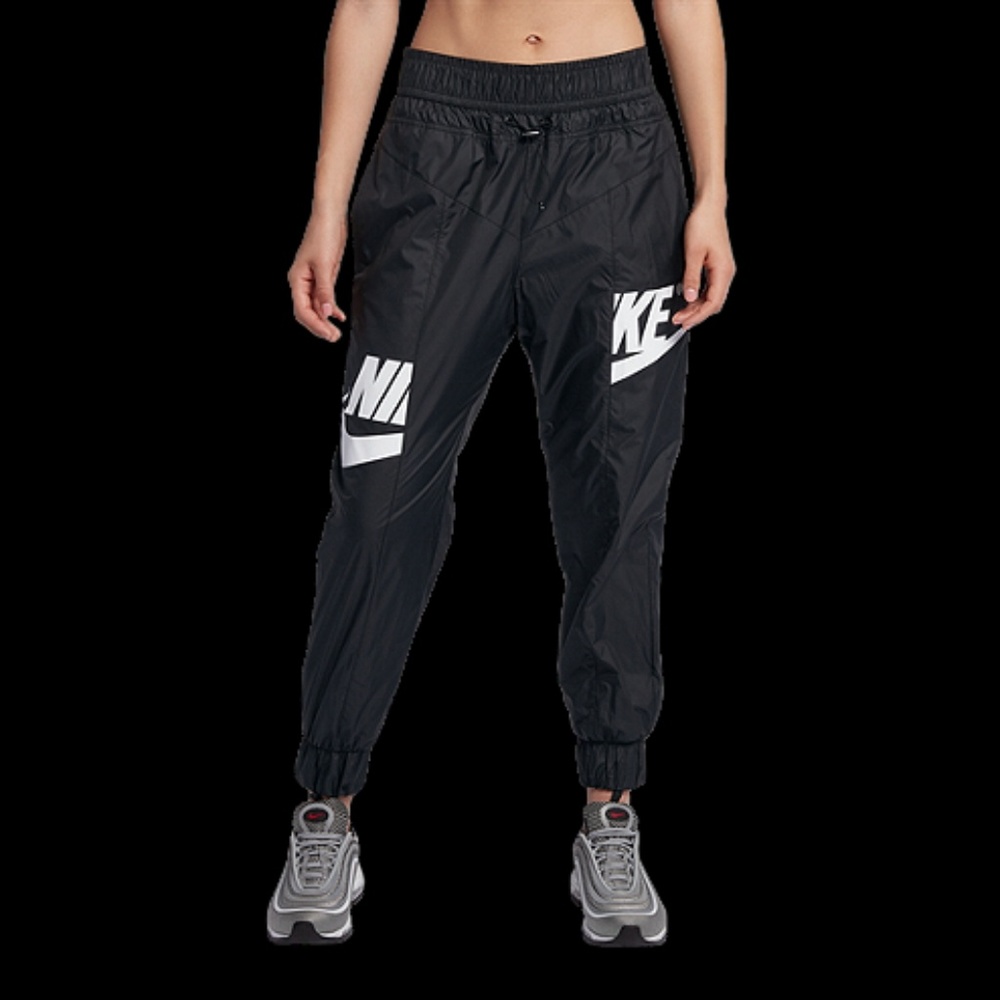 🚫 SOLD 🚫 Nike Windrunner / Windbreaker Pants